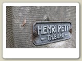 Henri Petit was een Tilburgse steenhouwer.